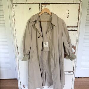 VINTAGE London Fog Khaki Women's Trench Coat